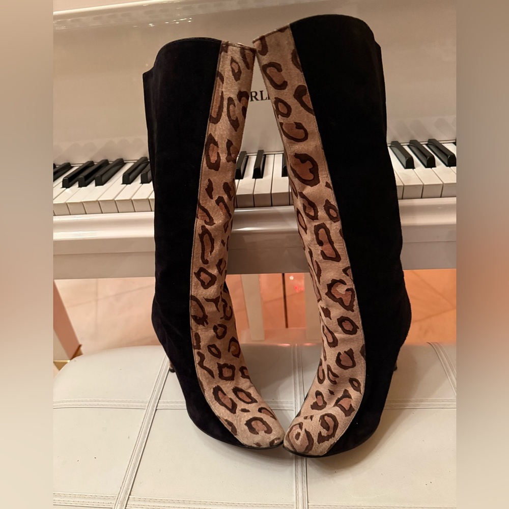 Leopard suede boots